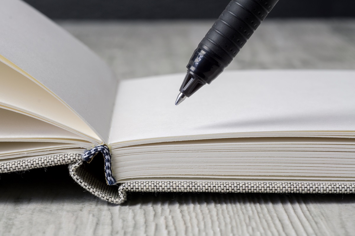 Ekologiczny, metalowy czy plastikowy – jaki długopis reklamowy jest najlepszy?