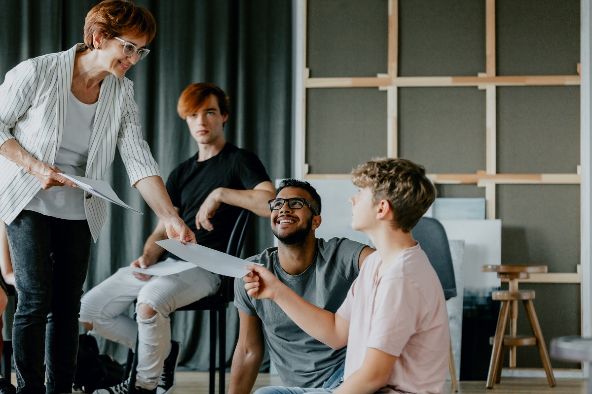 Dlaczego kontakt z nauczycielem jest ważny w nauce języka obcego?